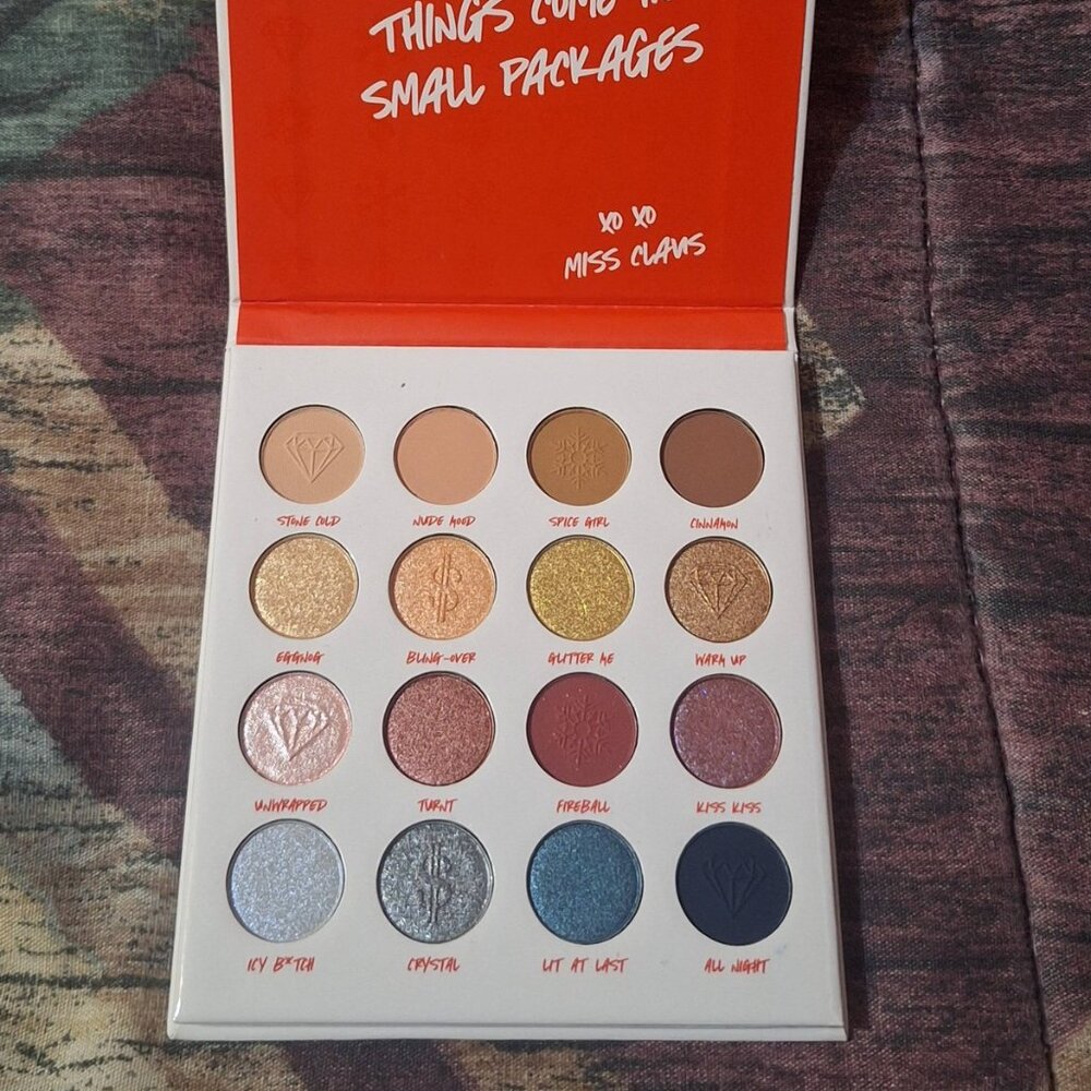 BH Cosmetics Miss Claus “So Spoiled” 16 Color Eyeshadow Palette – NEW 🎄✨